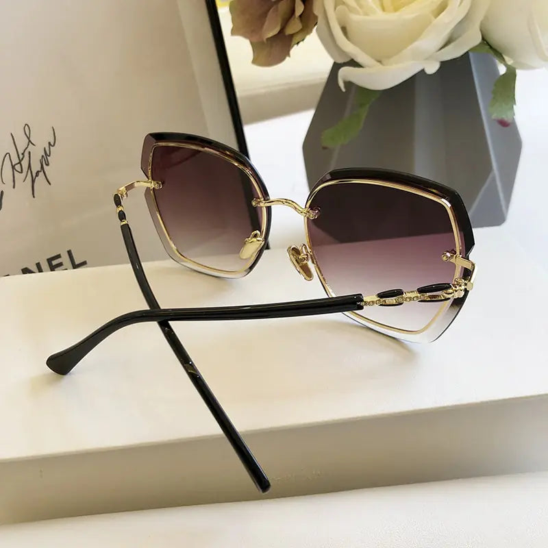 Fashion Rimless Square Women's Sunglasses SH7