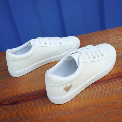 Skate White Shoes FW6