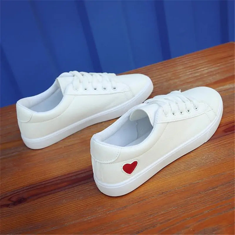 Skate White Shoes FW6